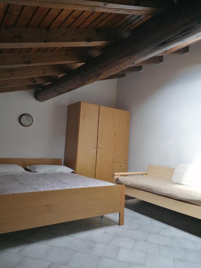 Casa Vacanze 'La Piazza' Vila Zone Exterior foto