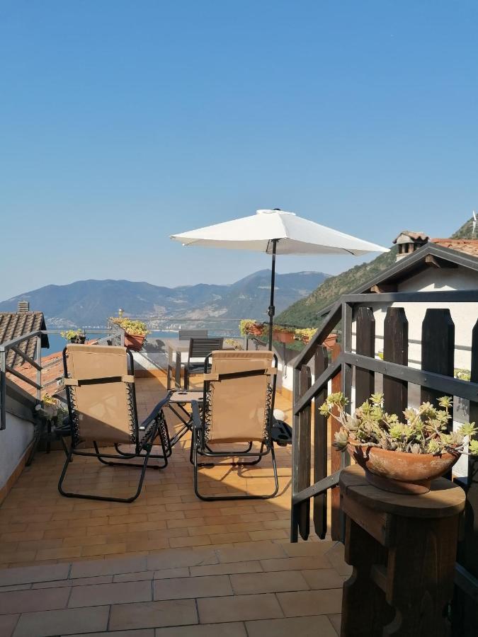 Casa Vacanze 'La Piazza' Vila Zone Exterior foto