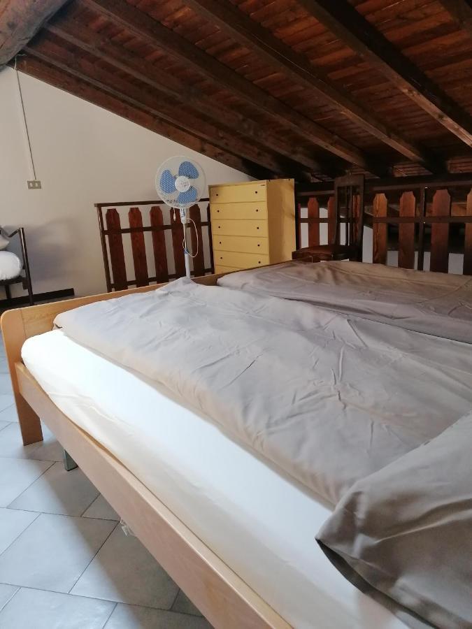 Casa Vacanze 'La Piazza' Vila Zone Exterior foto